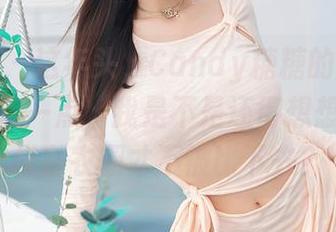 秀人网 – 这年头，Candy糖糖的礼服照要是高清一点，我是不是还得想想未来怎样办衣橱才不被比下去？