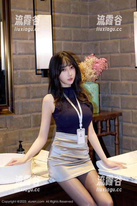 秀人网 - 也许我太执着了,但Emily尹菲将高跟鞋与美图结合,真让人停不下来了。 秀人网 - 也许我太执着了,但Emily尹菲将高跟鞋与美图结合,真让人停不下来了。