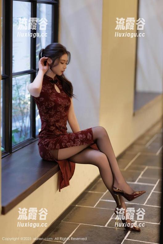 秀人网 - 一探南乔的泳装写真:泳具搭配评分,10分满分你敢给几分? 秀人网 - 一探南乔的泳装写真:泳具搭配评分,10分满分你敢给几分?