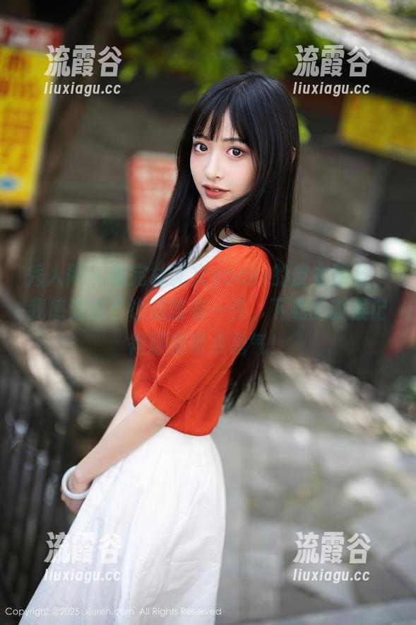 秀人网 - 看完林文文yooki的皮衣图集，我感到自己也应该有一件，下载的时候记得顺便带点勇气！