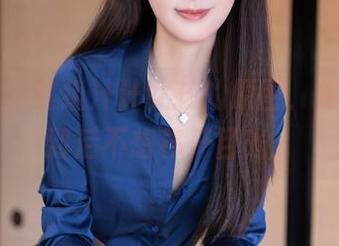秀人网 – 这组汁汁女孩的原图，保证你看到后不想移开目光。