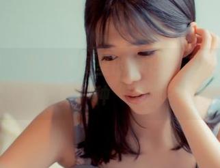 秀人网 – 私房写真里的白色，王俪丁呀让我领略了另一种“无聊”的美。