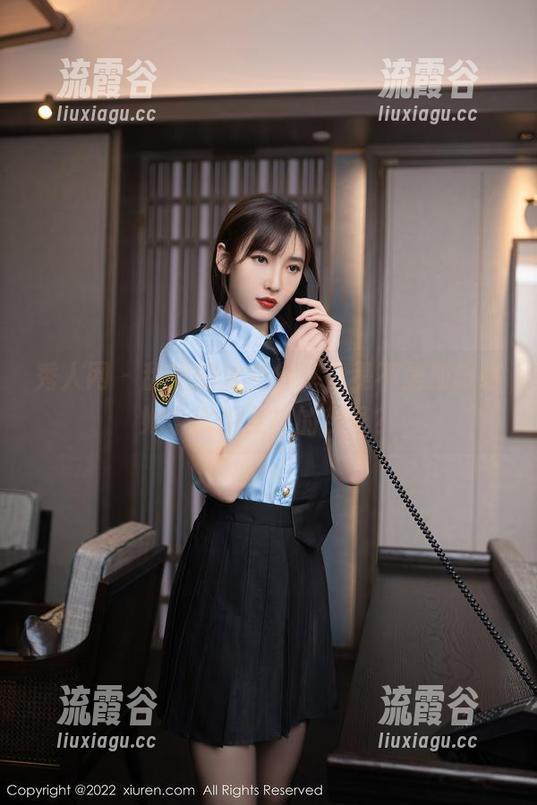秀人网 - 甜妮的泳衣分享,是不是应该给她个水中女神的封号? 秀人网 - 甜妮的泳衣分享,是不是应该给她个水中女神的封号?