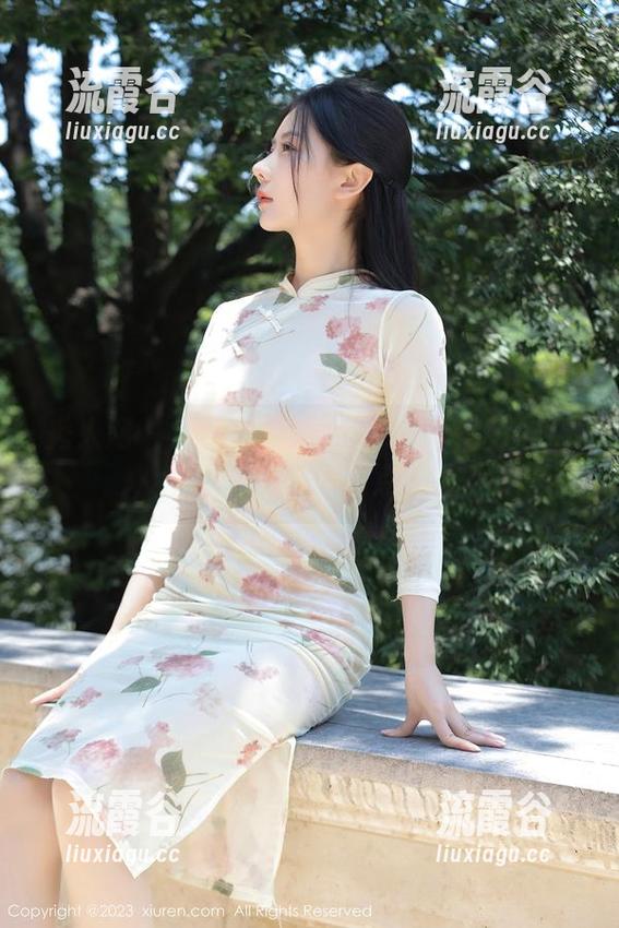 秀人网 - 遇见金幼汐Vivian的高清剧场，我是不是该下载点什么？