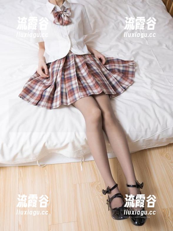 紧急企划 - 一杯奶昔，搭配JK图集，今日特供私房双拼！