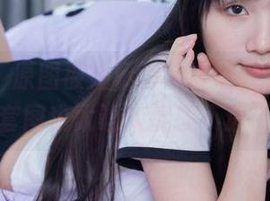 袜啵啵 – 原图被她玩得活灵活现，熊熊的剧情套图也太让人捉摸不透了吧？