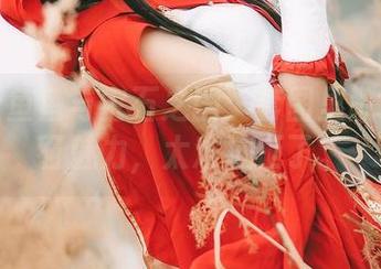许多鱼鱼鱼与宝石之国：套图里散发的钻石魅力，太难抗拒了。