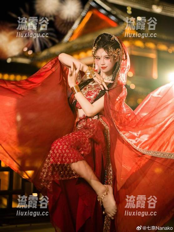 贰加六变身金鱼姬:你想象不到的全套写真时光 贰加六变身金鱼姬:你想象不到的全套写真时光