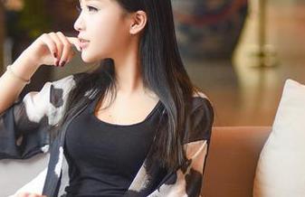 青豆客 – 莫晓茜sunny的免费裸足图集，不需要走多远就够了