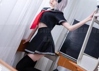 实际与魔法，青青子Js的cos作品是否也曾走过那条寻找奇迹的道路？